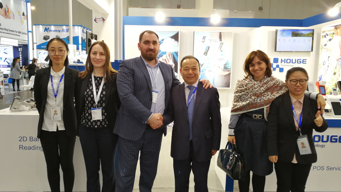 1490229588858374.jpg 765470549.jpg